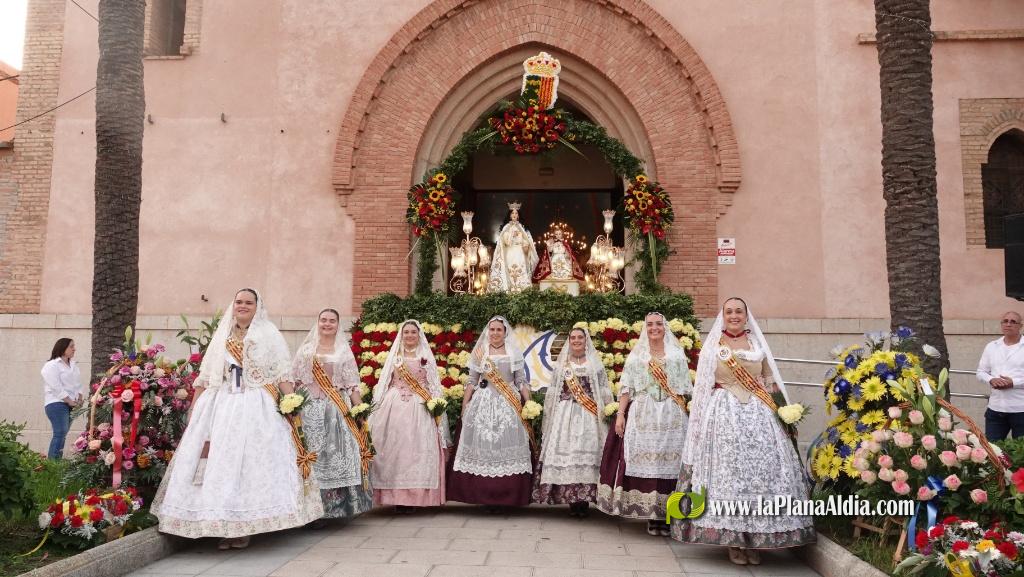 Les Alqueries ofrena la seva patrona