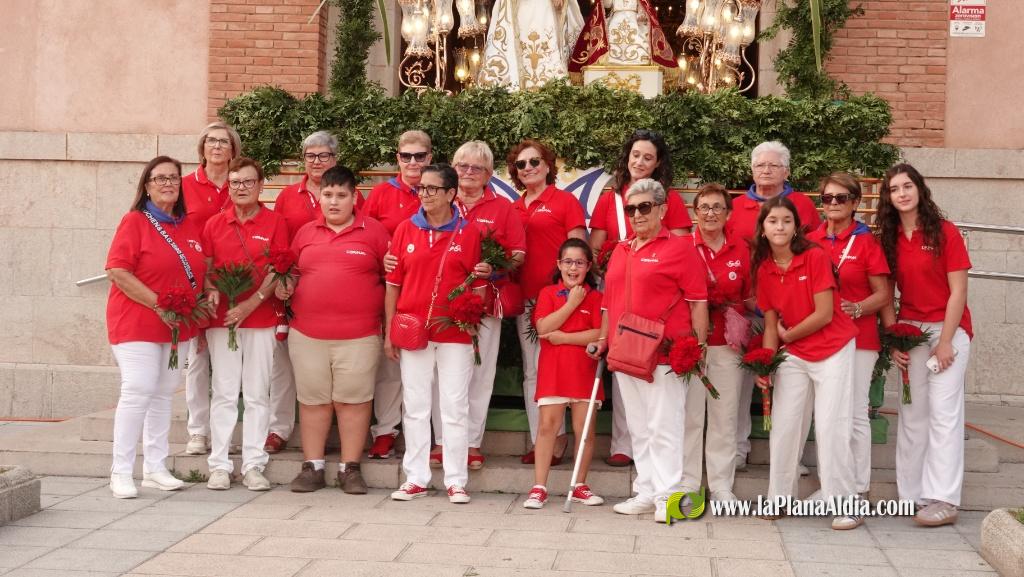 Les Alqueries ofrena la seva patrona