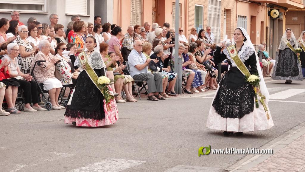 Les Alqueries ofrena la seva patrona
