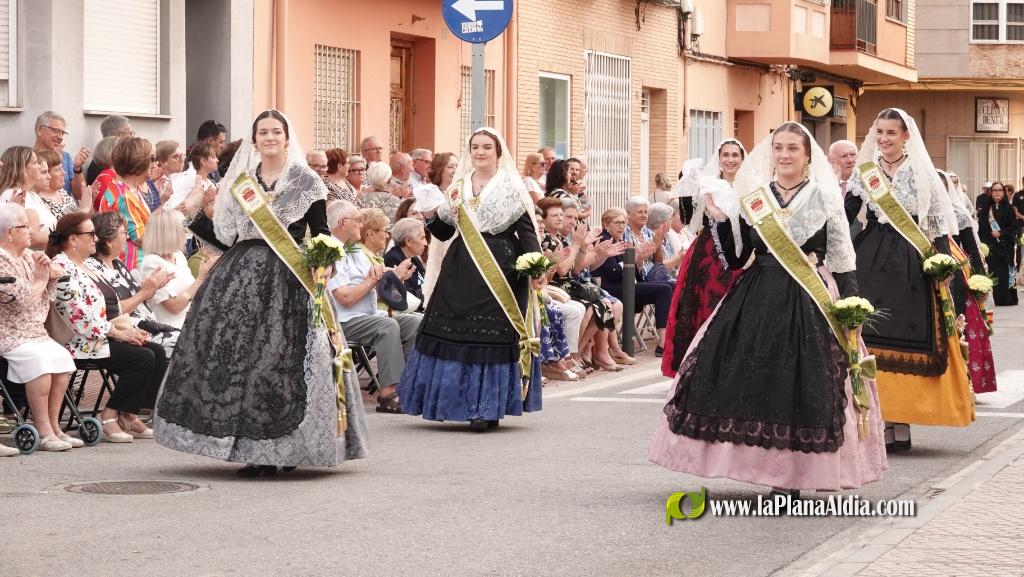 Les Alqueries ofrena la seva patrona