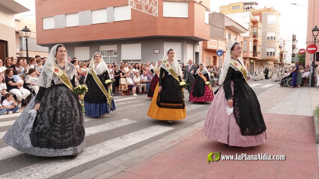 Les Alqueries ofrena la seva patrona