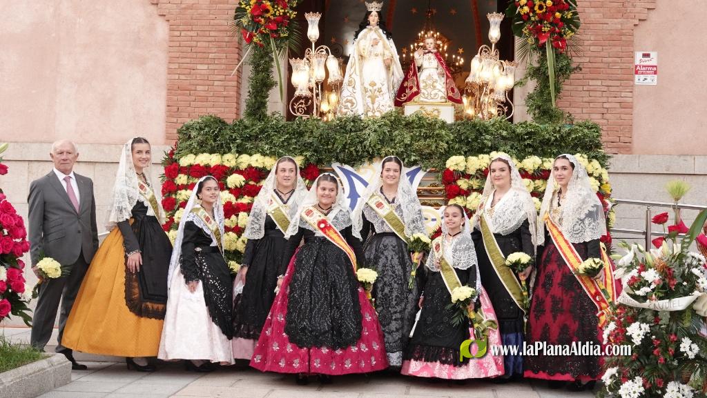 Les Alqueries ofrena la seva patrona