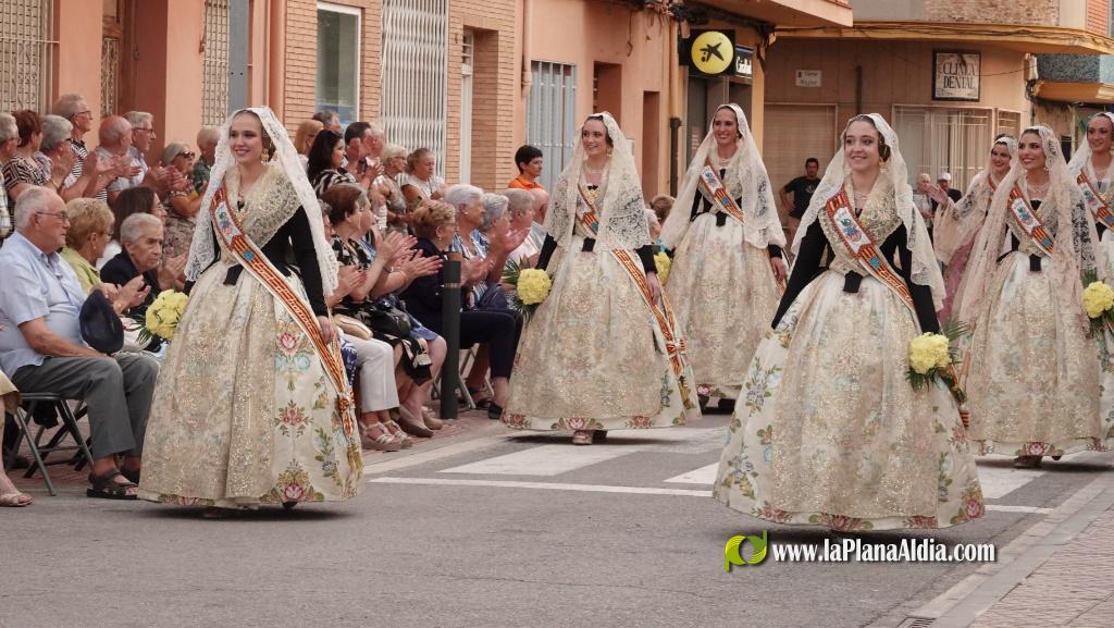 Les Alqueries ofrena la seva patrona