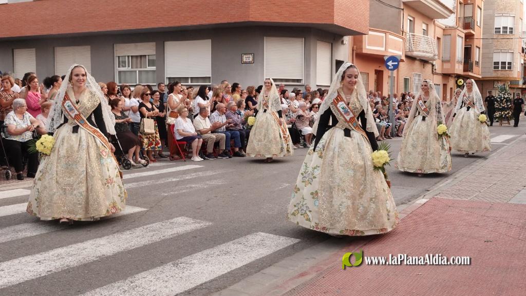 Les Alqueries ofrena la seva patrona