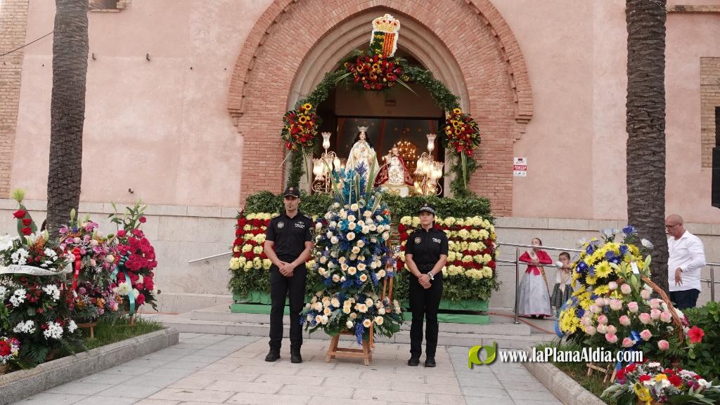 Les Alqueries ofrena la seva patrona