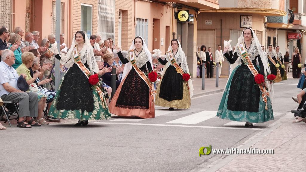 Les Alqueries ofrena la seva patrona