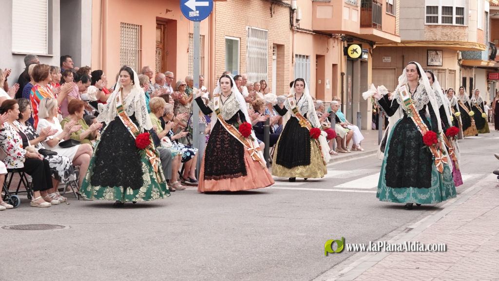 Les Alqueries ofrena la seva patrona