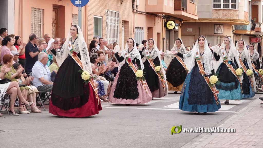 Les Alqueries ofrena la seva patrona