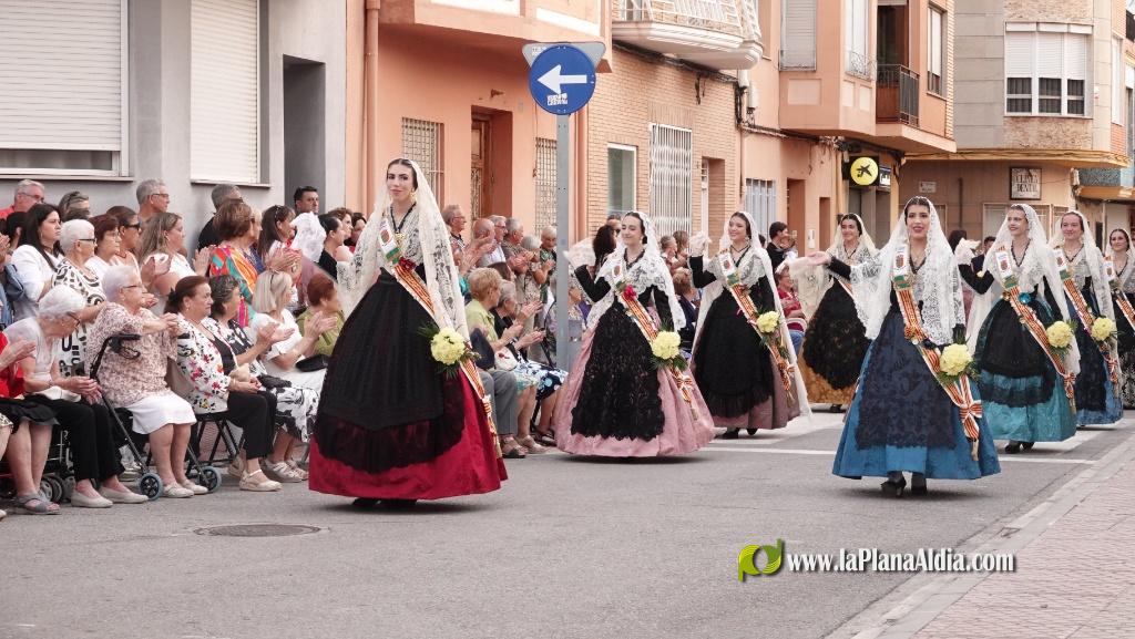 Les Alqueries ofrena la seva patrona