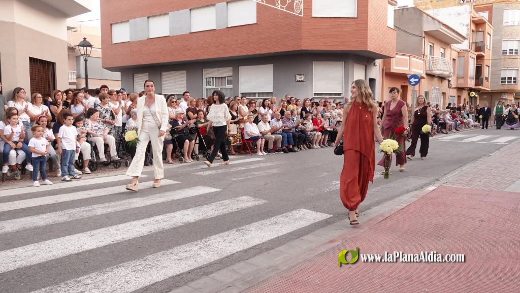 Les Alqueries ofrena la seva patrona