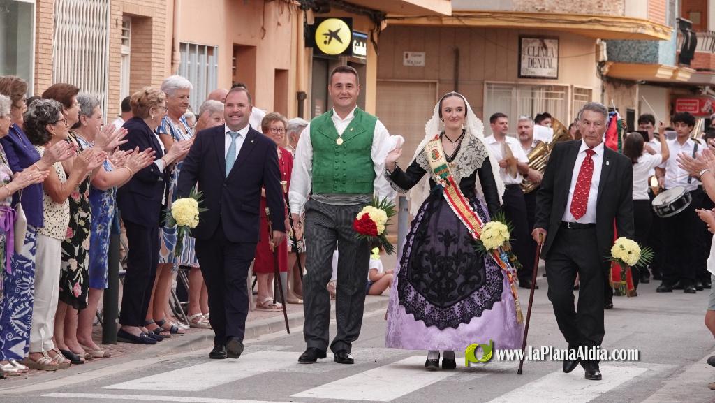 Les Alqueries ofrena la seva patrona