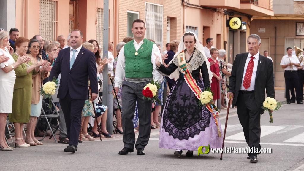 Les Alqueries ofrena la seva patrona