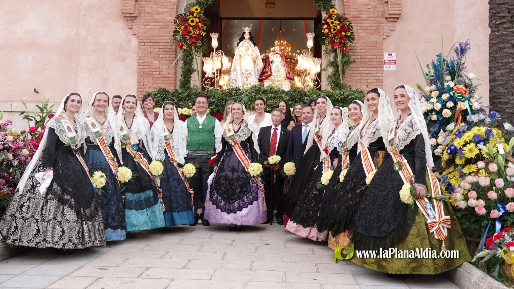 Les Alqueries ofrena la seva patrona