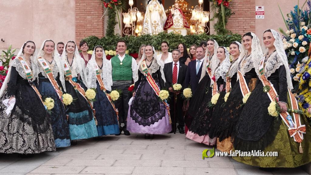 Les Alqueries ofrena la seva patrona