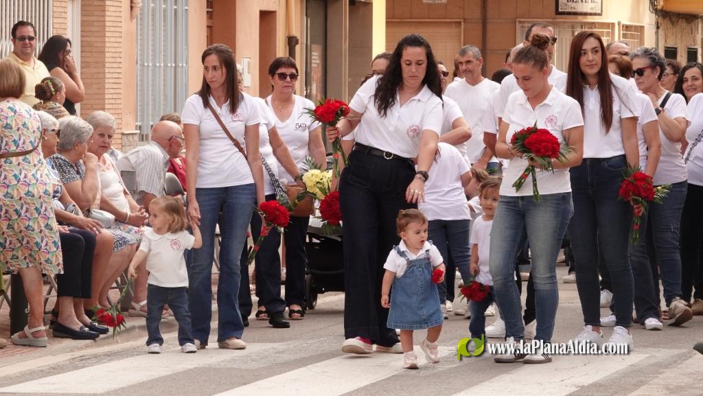 Les Alqueries ofrena la seva patrona