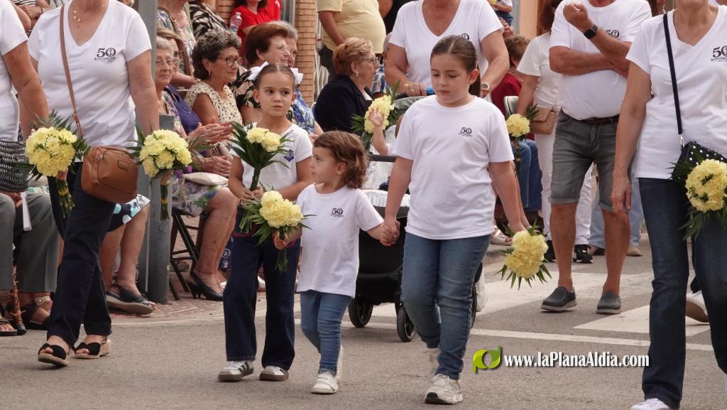 Les Alqueries ofrena la seva patrona
