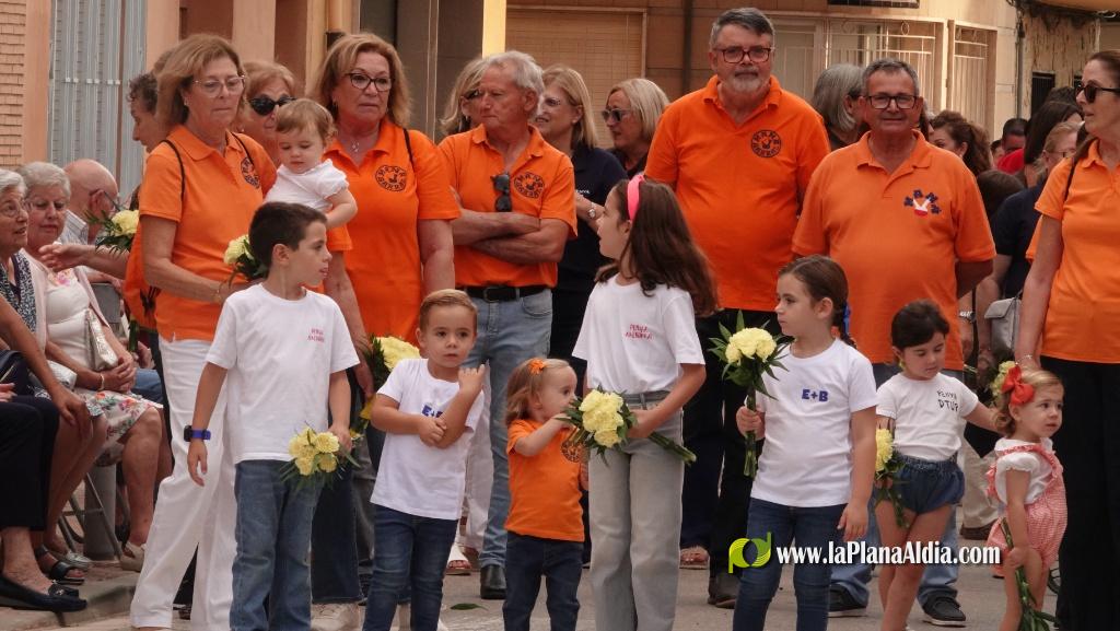 Les Alqueries ofrena la seva patrona