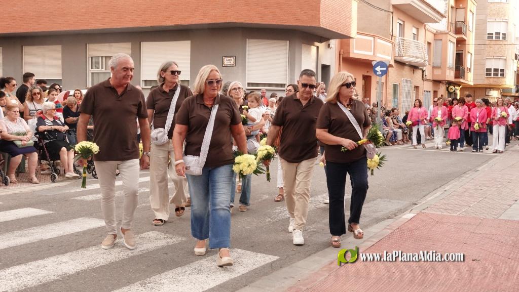 Les Alqueries ofrena la seva patrona