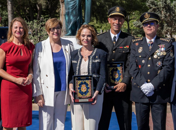 Begoña Carrasco asiste a los actos institucionales con motivo del patrón de la Policía Nacional