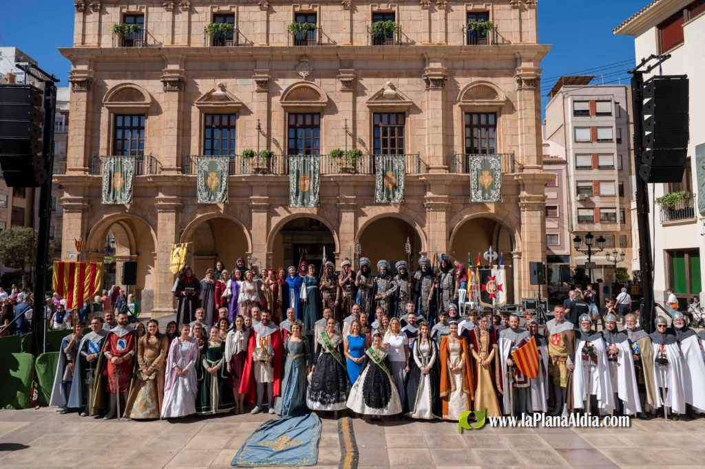Castell� celebra el 9 d'octubre amb la Desfilada de les Tres Cultures, m�sica i danses tradicionals