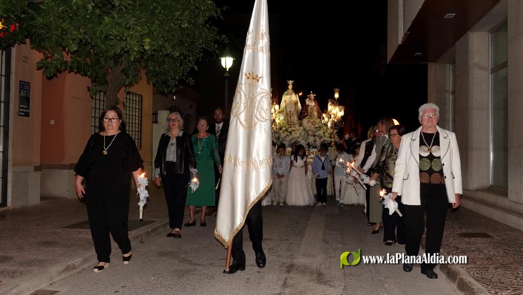 La process� en honor a la Mare de D�u del Xiquet Perdut cetra els actes dominicals