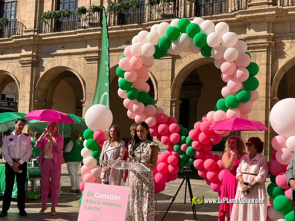 Castell� celebra el Dia Mundial contra el C�ncer de Mama amb la cura i l'escolta de la pacienta en primer pla
