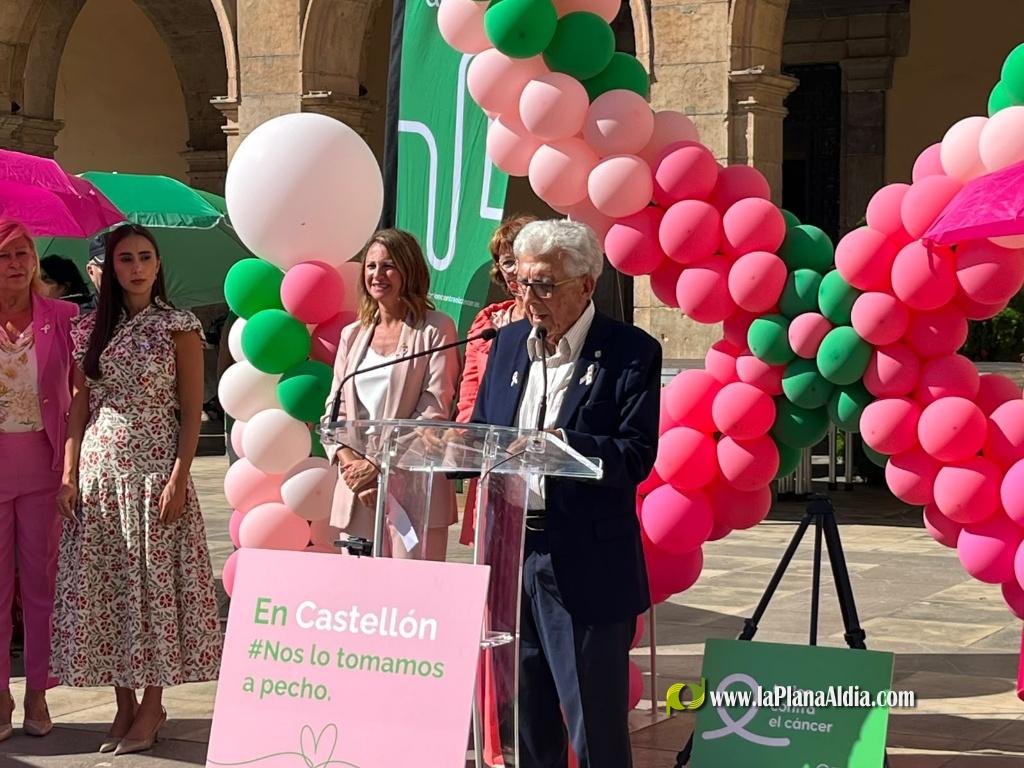 Castell� celebra el Dia Mundial contra el C�ncer de Mama amb la cura i l'escolta de la pacienta en primer pla
