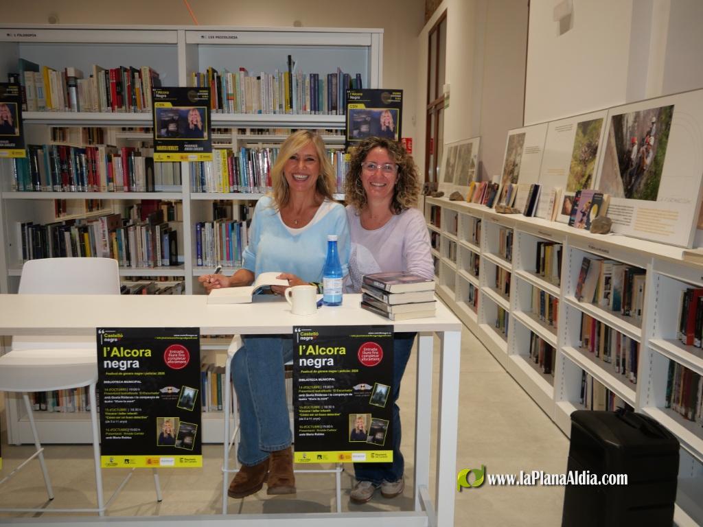 Marta Robles pone el broche de oro final del Festival Literario'L'Alcora Negra'
