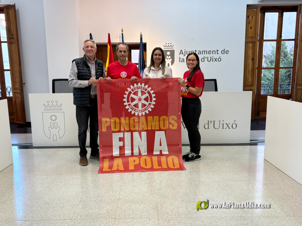 La Vall d’Uixó y el Rotary Club reafirman la lucha contra la polio con pancarta municipal