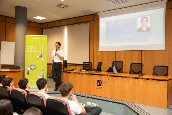 Gauna-Vivas reivindica en la UJI que todo proyecto emprendedor genere valor social