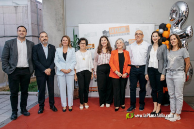 bego-a-carrasco-participa-en-la-celebracion-del-25-aniversario-del-ies-la-plana
