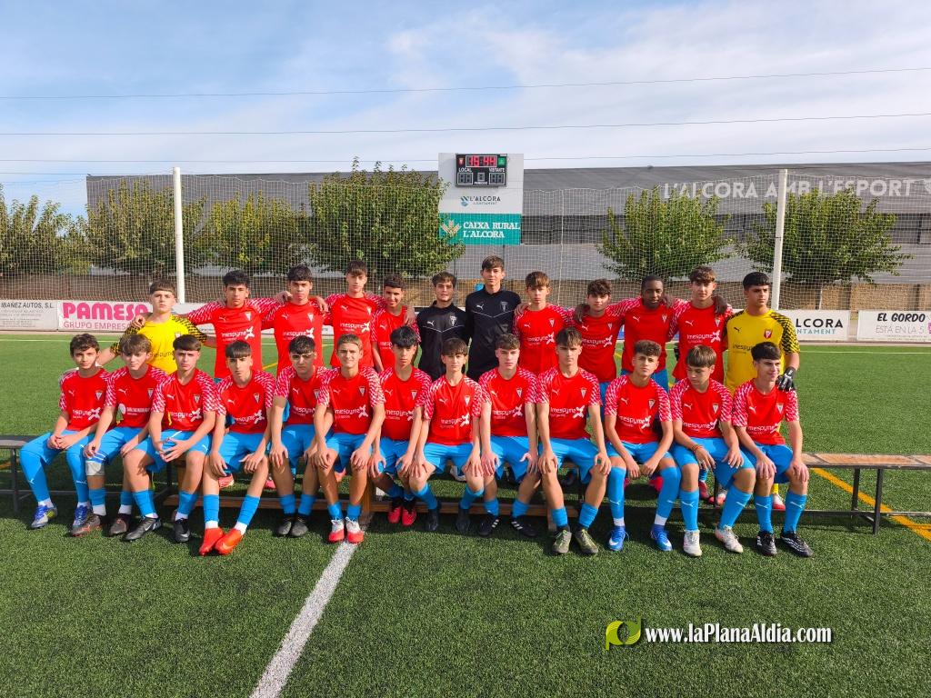 Presentan todos los equipos de f�tbol del C.D Alcora del 60 aniversario 