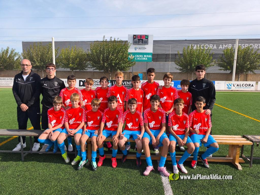 Presentan todos los equipos de f�tbol del C.D Alcora del 60 aniversario 