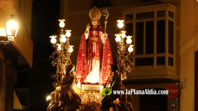 Burriana celebra la procesi�n en honor a Sant Blai