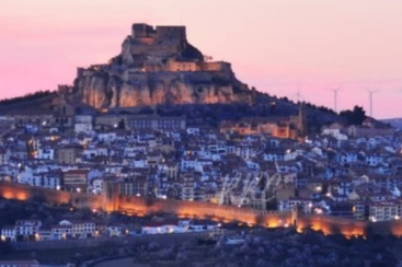 El PSPV de Morella denuncia la falta de apoyo municipal al comercio local en 2025 y el desastre de las ayudas de la Generalitat