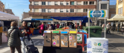 almassora-programa-dos-actividades-de-sensibilizacion-ambiental-en-el-mercado-bajo-el-lema-recicla-por-el-clima