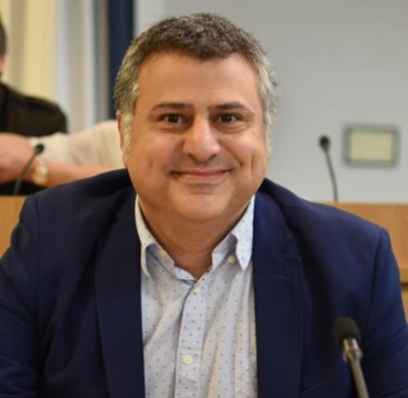 El PP exigeix a Falomir deixar de vendre fum amb la resid�ncia i passar als fets