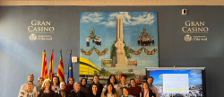 Grupo de docentes de Ruman�a y Turqu�a visita Vila-real en marco de programa educativo europeo