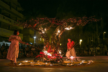 Visitants celebra en 2026 el d�cimo aniversario de Olea, su espect�culo de calle