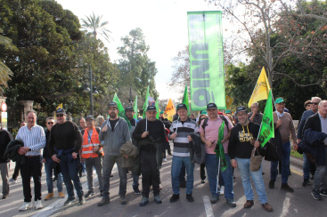 LA UNIO moviliza a m�s de 400 agricultores y 10 tractores a Madrid para denunciar recortes de la PAC y el acuerdo Mercosur