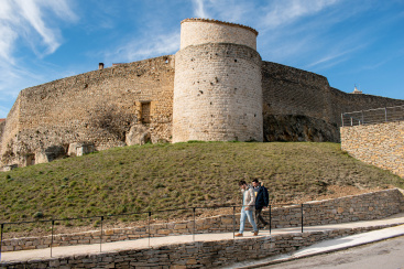 Un camino peatonal accesible une Sant Miquel y la Font Vella en Morella