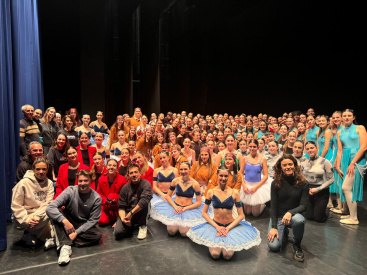 Burriana acoge el encuentro anual de escuelas de danza con m�s de 200 alumnos