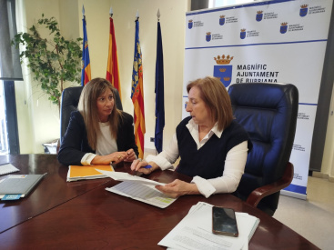 Burriana facilita el relevo generacional para evitar el cierre de peque�os comercios a trav�s del Pacto por el empleo