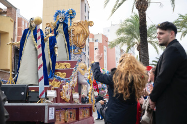 El Grao celebra Carnestoltes 2026 tras el fin de la alerta roja y recupera los actos suspendidos por el temporal