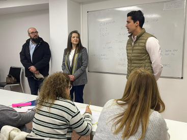 M�s de medio centenar de personas realizan la formaci�n de valenciano en Vila-real impulsada por Normalizaci�n Ling��stica