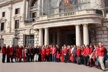 La brecha salarial en la Comunitat Valenciana deja a las mujeres casi 5.000 euros menos al a�o, advierte EVAP