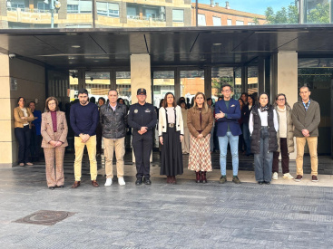 Almassora guarda un minuto de silencio en memoria de las v�ctimas del suceso de Xilxes