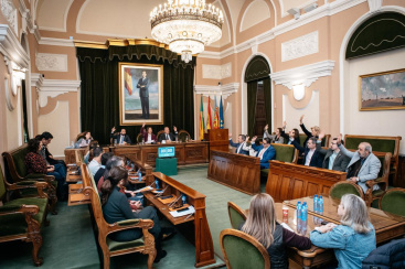 El Pleno de Castell�n toma en consideraci�n la renuncia de Cristian Ram�rez y activa la sustituci�n de la vacante