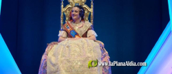 burriana-rinde-honores-a-la-reina-fallera-2026-en-su-tradicional-acto-de-pleitesia