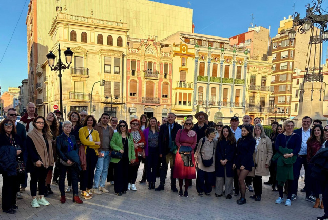 El Ayuntamiento y ASCER presentan la Ruta de la Cer�mica de Castell�n ante 60 periodistas en Time of Spain